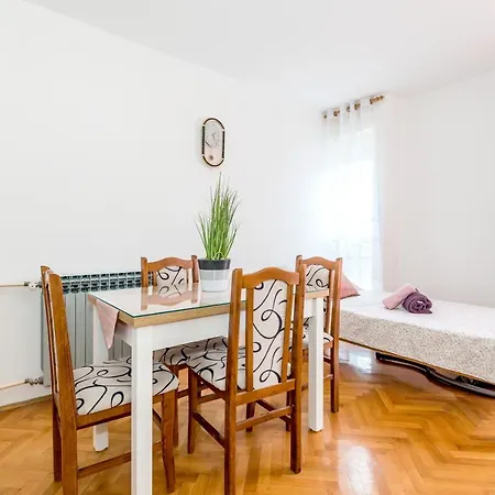 Goreta Apartamento *